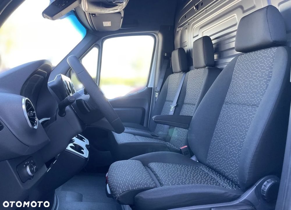 Mercedes-Benz Sprinter 317 CDI 170 KM Furgon Pro Długi - 10