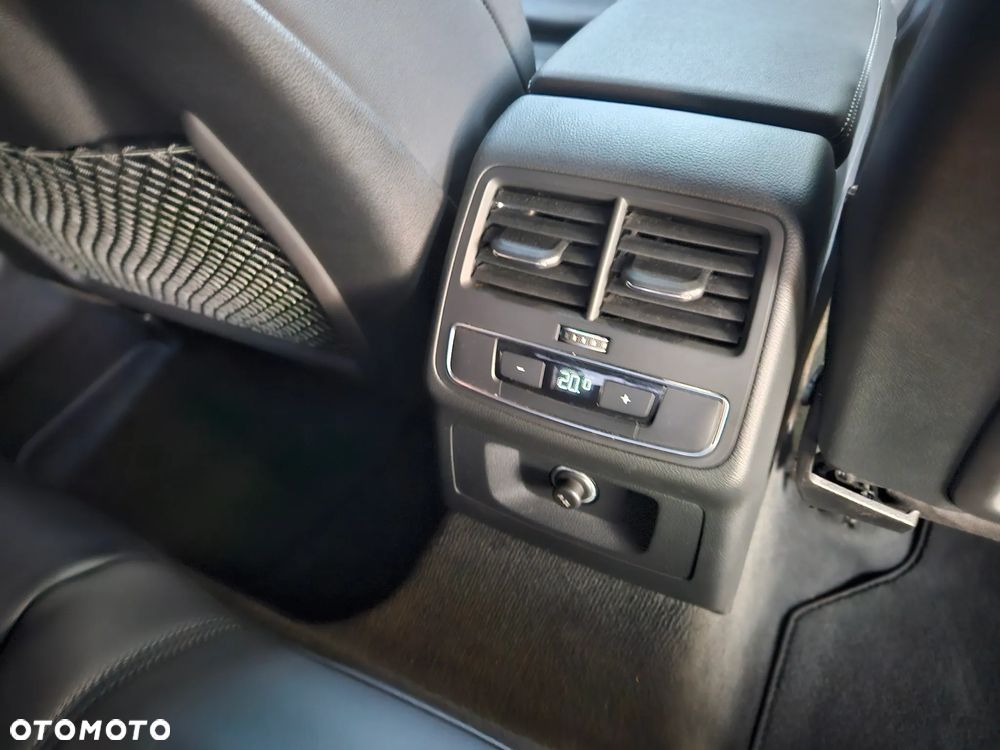 Audi A4 Limousine 45 TFSI quattro S tronic S line - 15