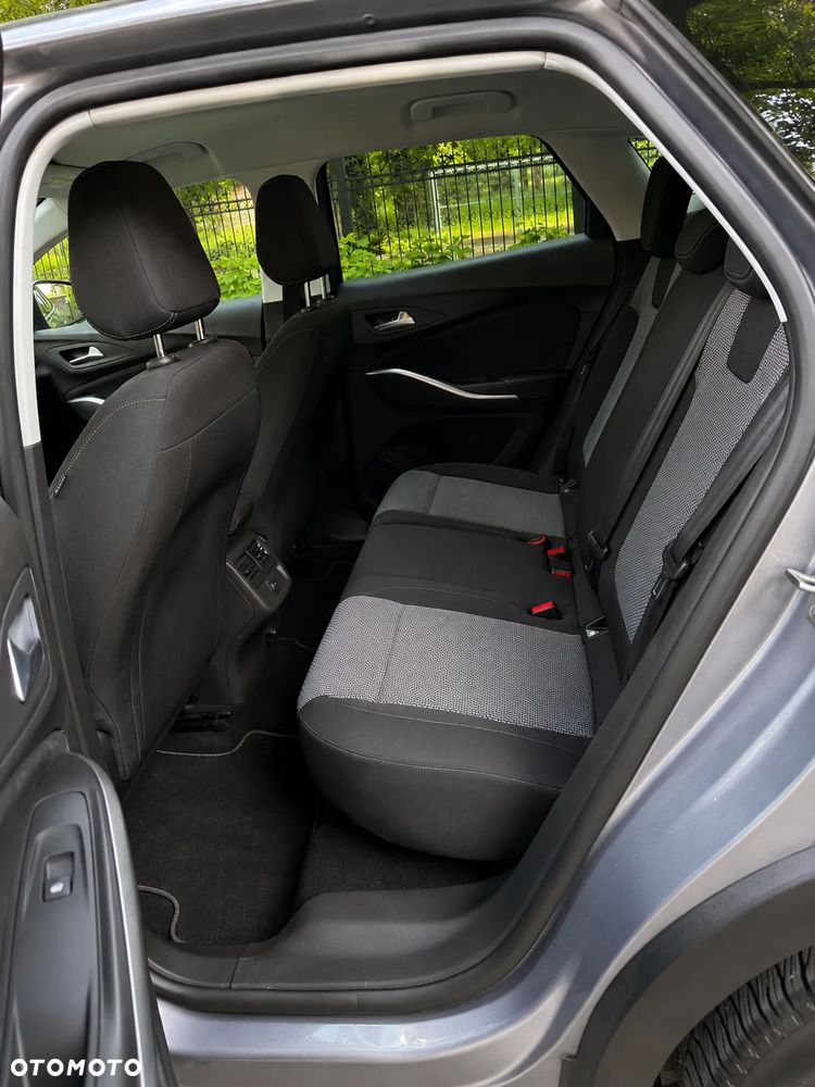 Opel Grandland X 1.2 T GPF Design Line S&S - 16