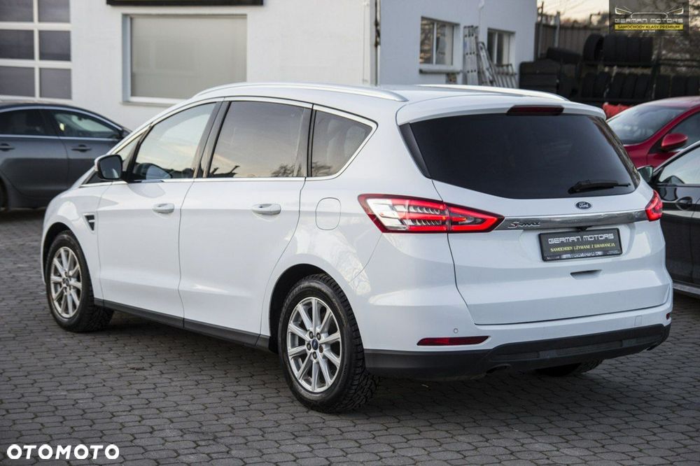 Ford S-Max - 14