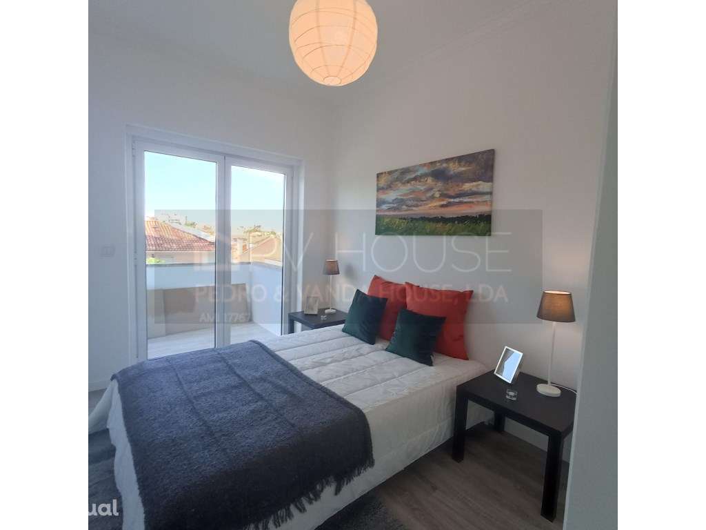 Apartamento T2 Benfica Rua Drº João de Barros nº25 r/c dt - Grande imagem: 5/22