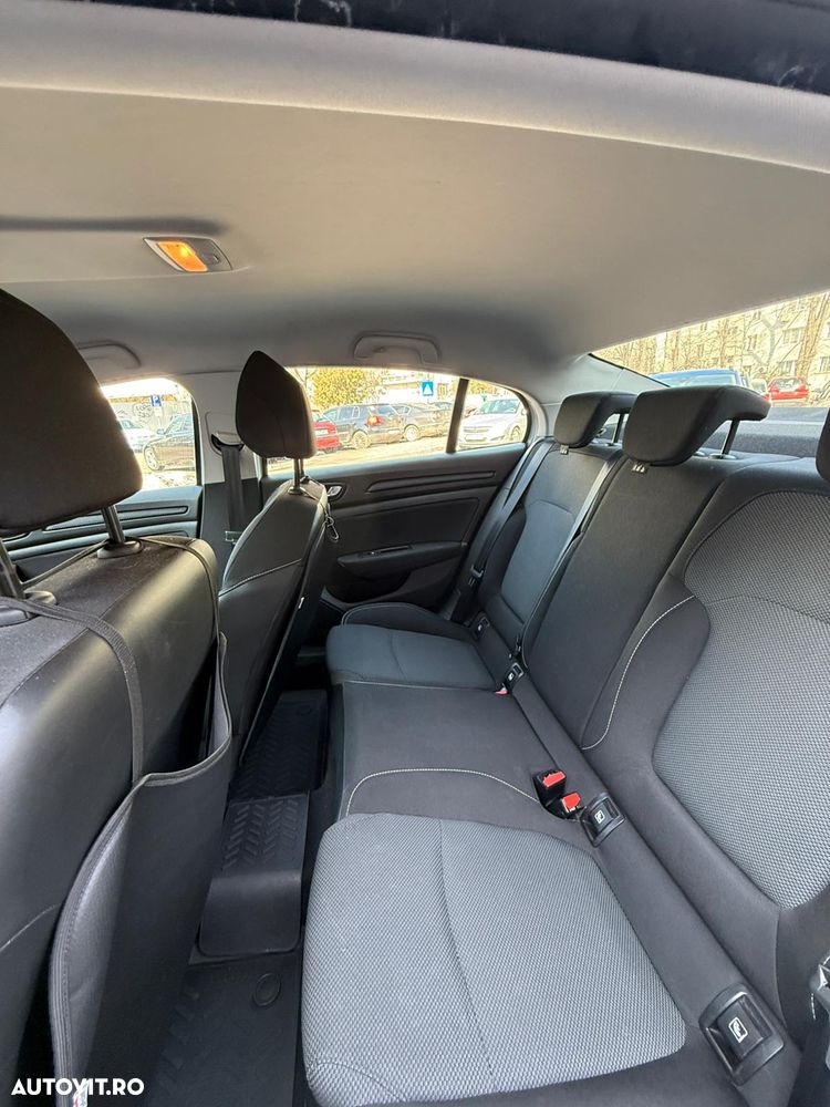 Renault Megane TCe GPF Life - 8