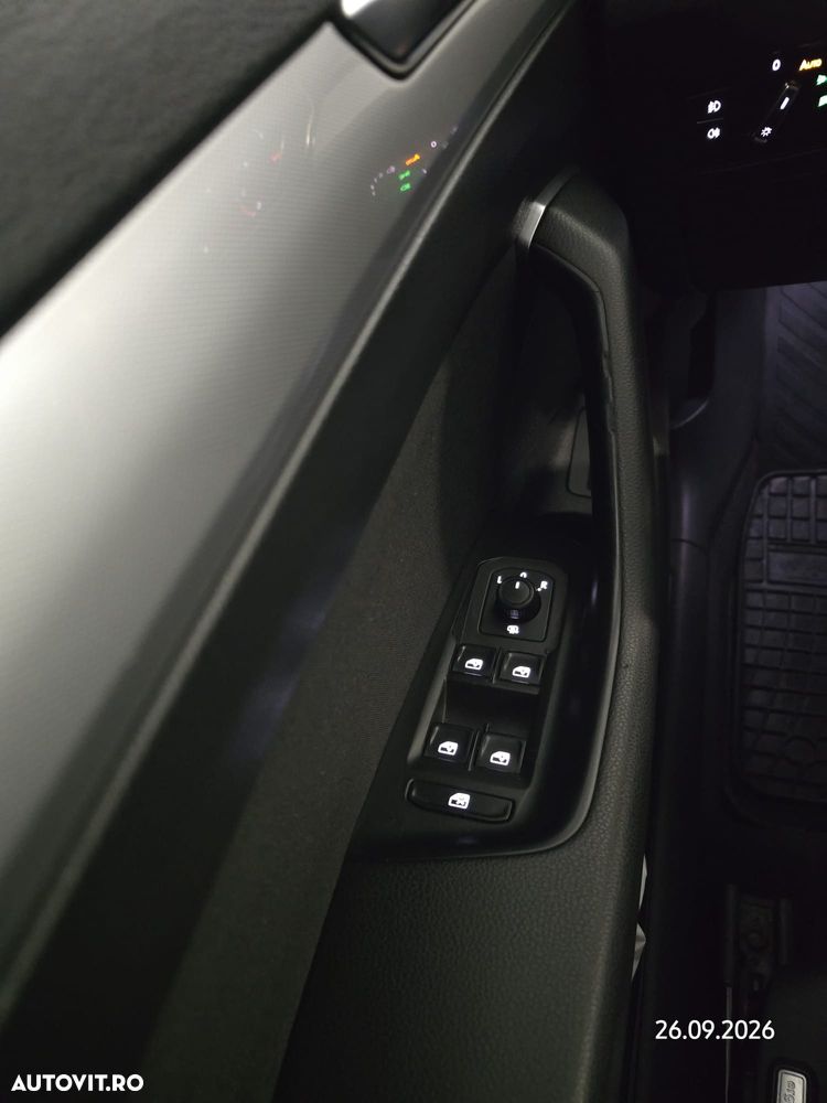 Volkswagen Passat - 8