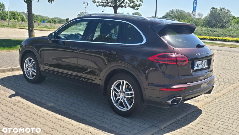 Porsche Cayenne Diesel Platinum Edition - 3