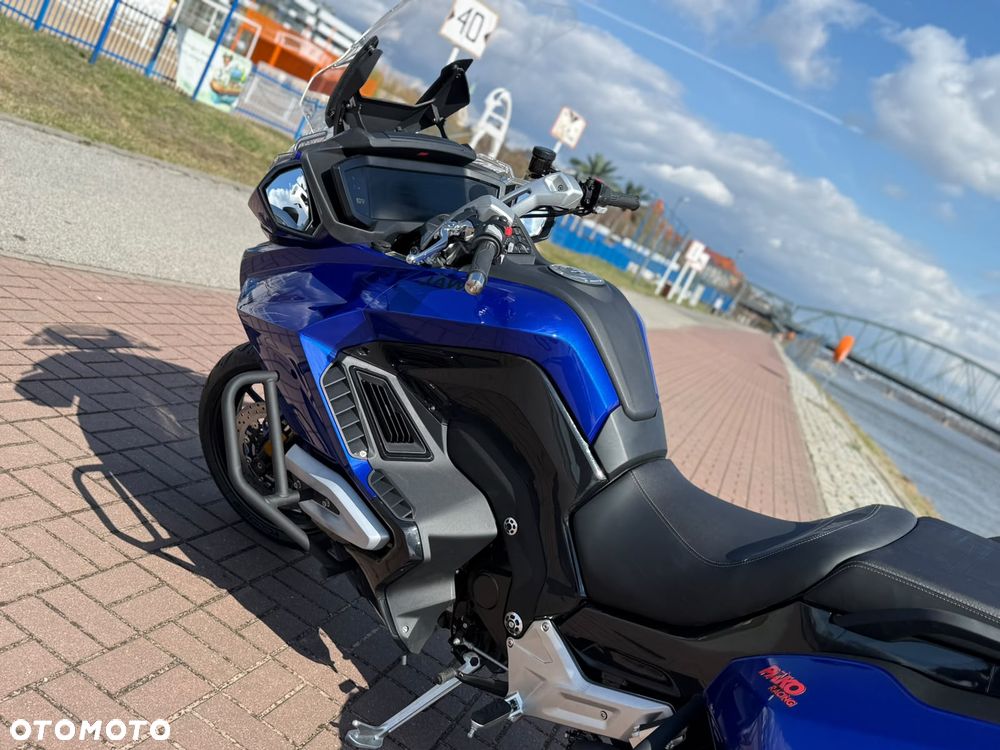 Jawa 750 Touring - 6