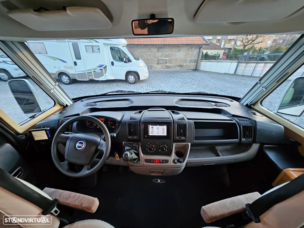 Rapido Le Randonneur 9097F CHASSI AL-KO Cama transversal + BASCULANTE - 54