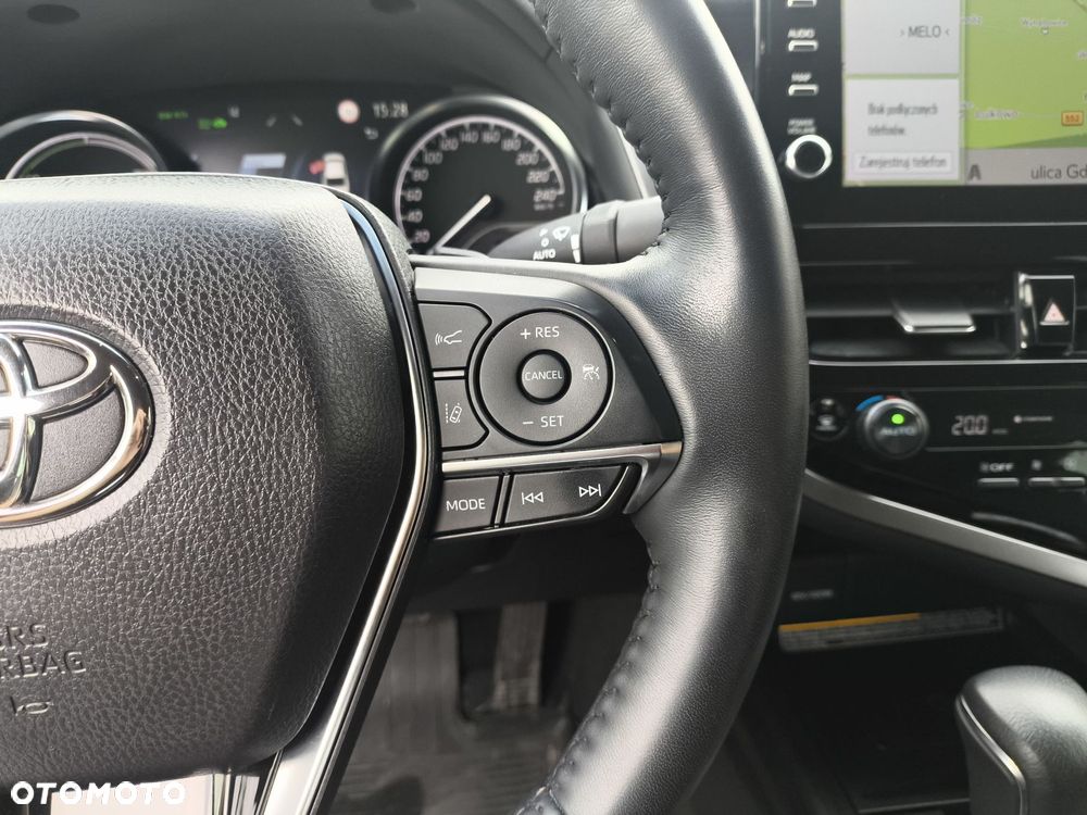 Toyota Camry 2.5 Hybrid Executive CVT - 18