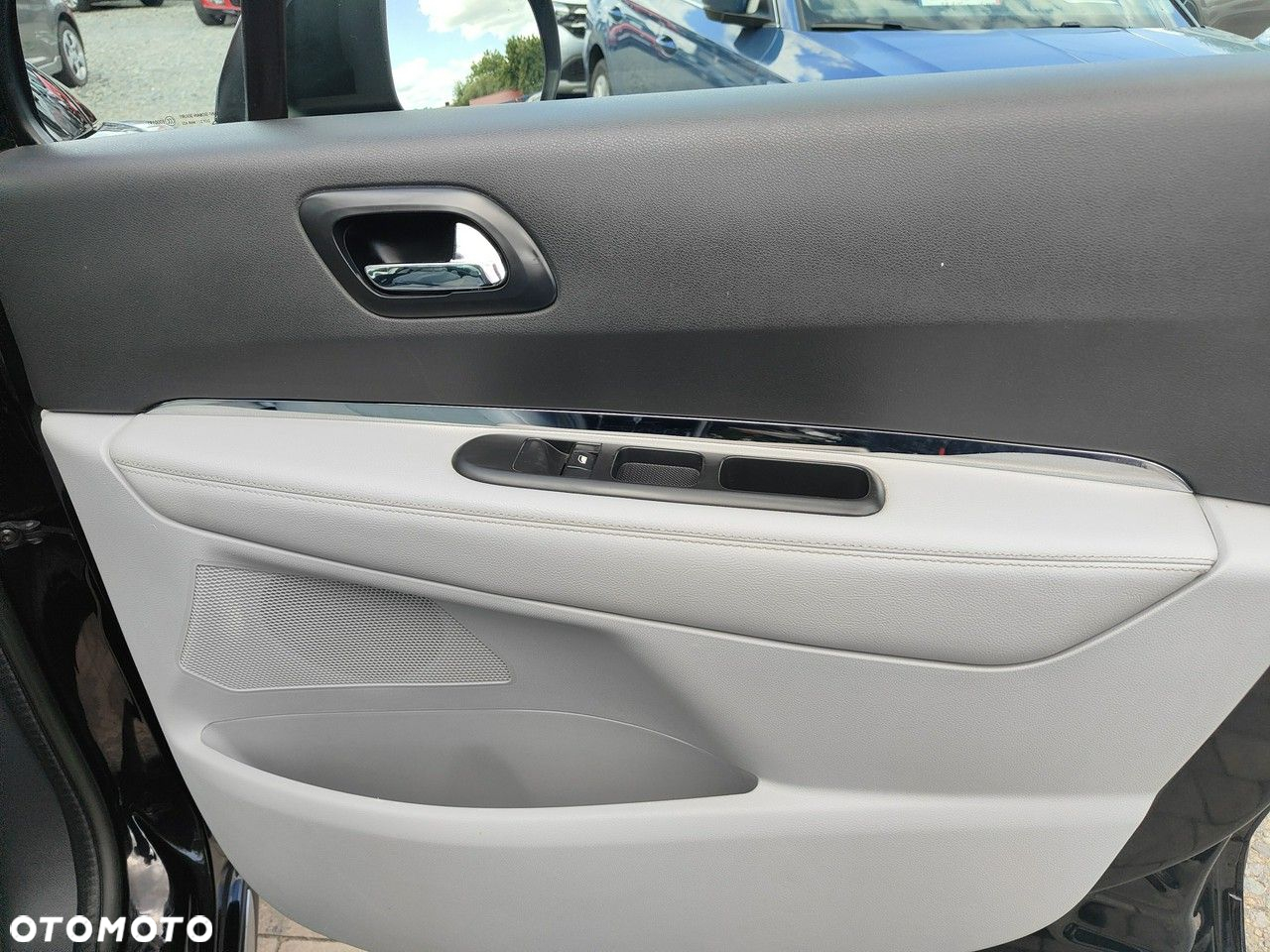 Peugeot 3008 HDi 160 Automatik Business-Line - 23