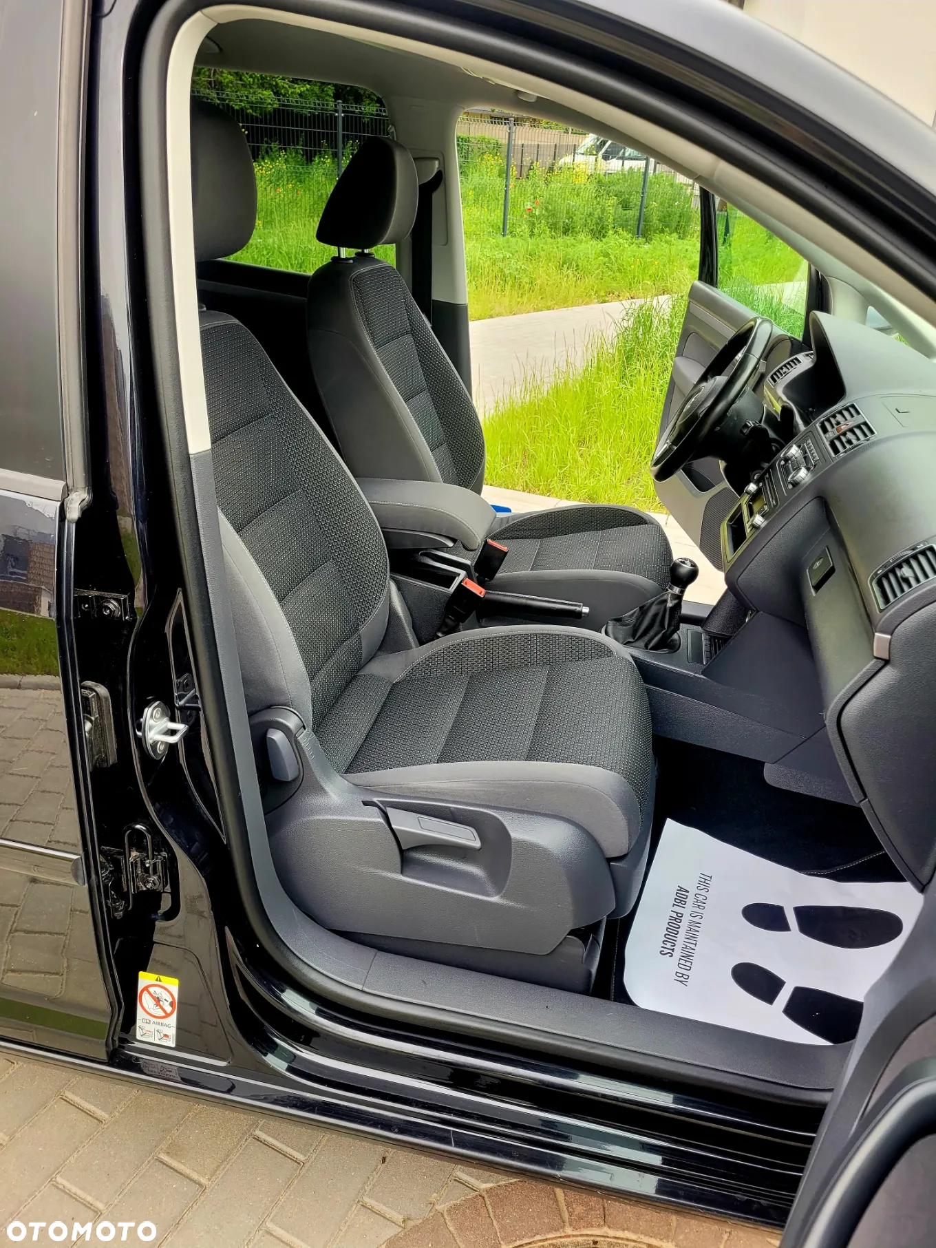 Volkswagen Touran 1.6 TDI DPF Comfortline - 28