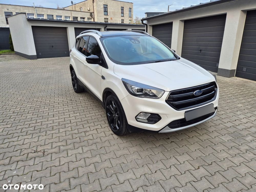 Ford Escape 2.0 EcoBoost AWD Titanium - 1