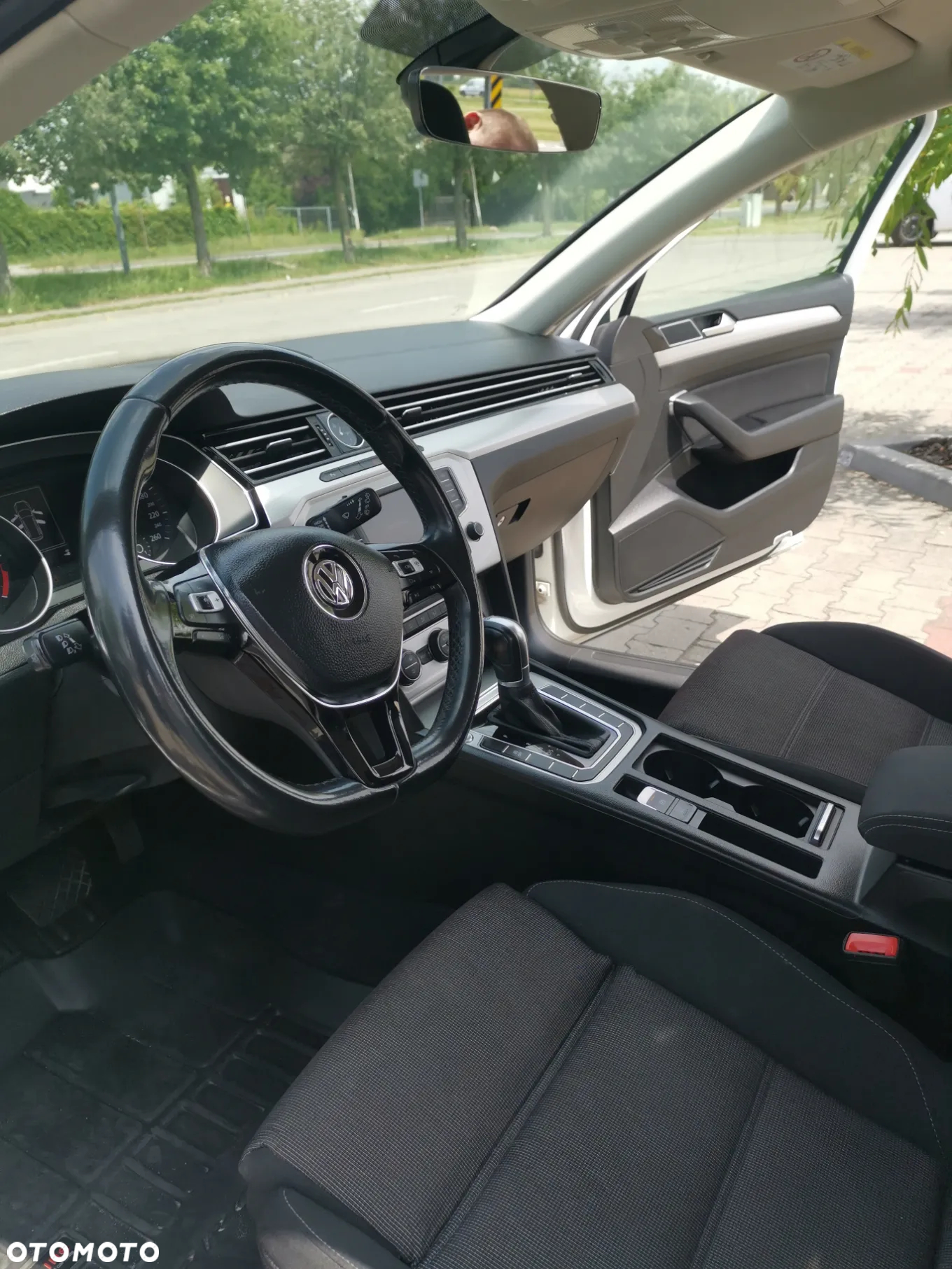 Volkswagen Passat 2.0 TDI BMT Comfortline DSG - 10