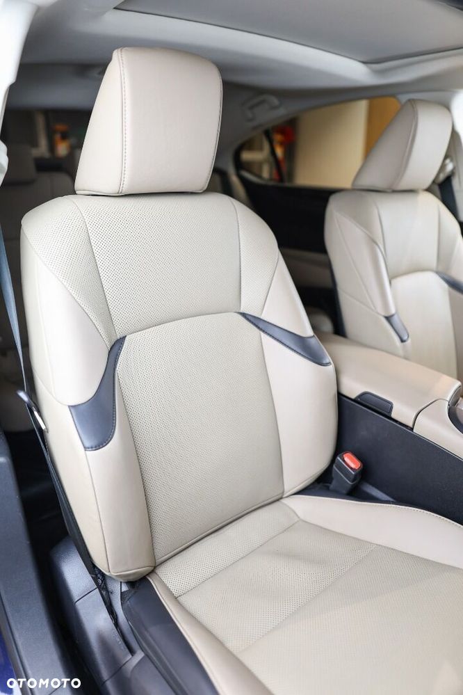 Lexus ES - 16