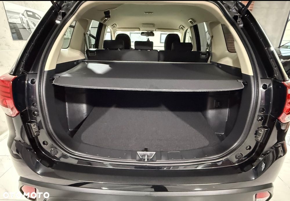 Mitsubishi Outlander 2.0 2WD CVT Diamant - 25