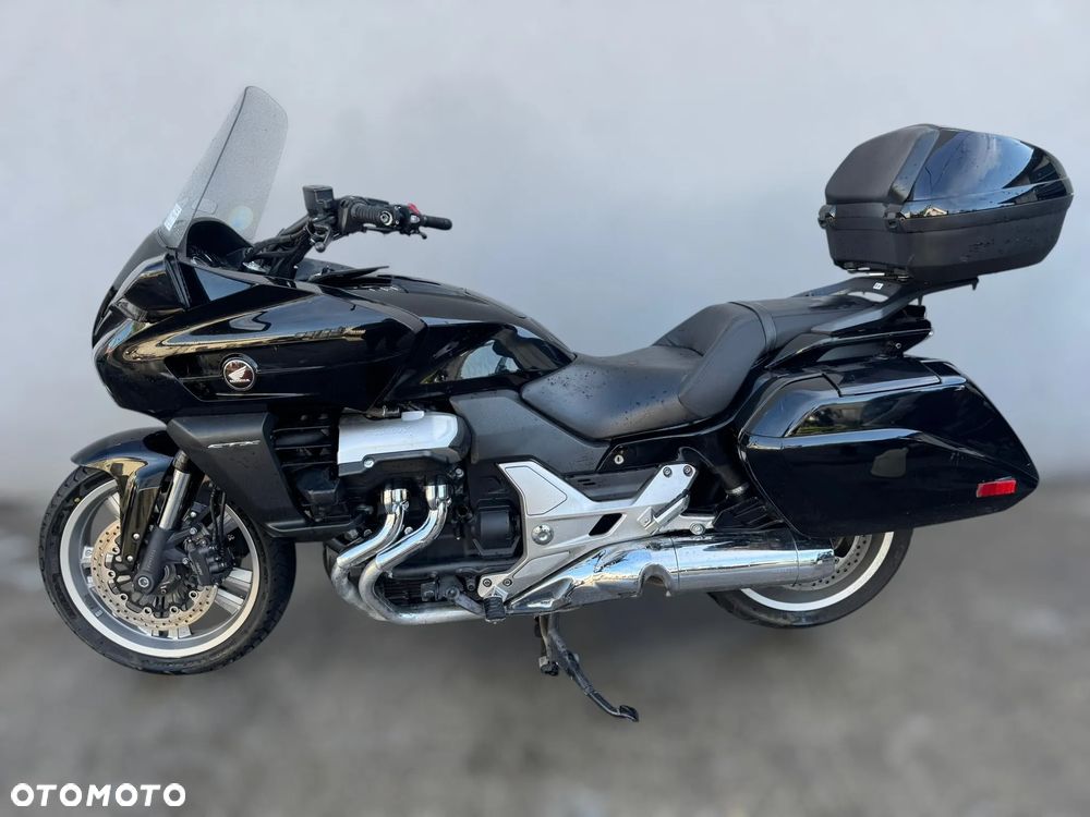 Honda CTX - 5