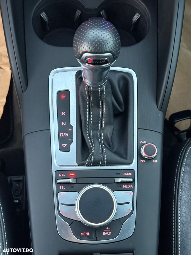 Audi A3 2.0 TDI Sportback S tronic S line Sportpaket - 10