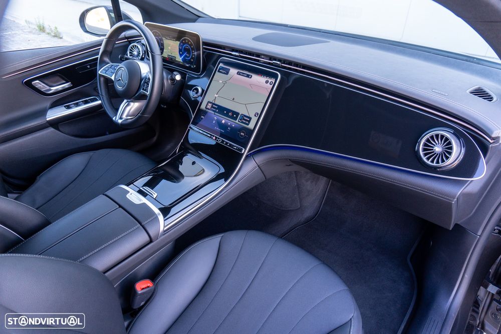 Mercedes-Benz EQE 300 Electric Art - 31