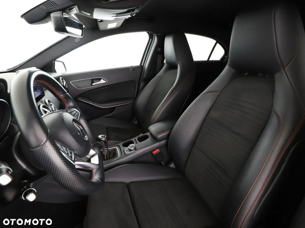 Mercedes-Benz Klasa A 180 (BlueEFFICIENCY) AMG Sport - 14