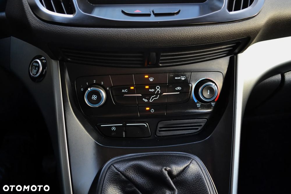 Ford Kuga 2.0 TDCi 4x4 Trend - 22