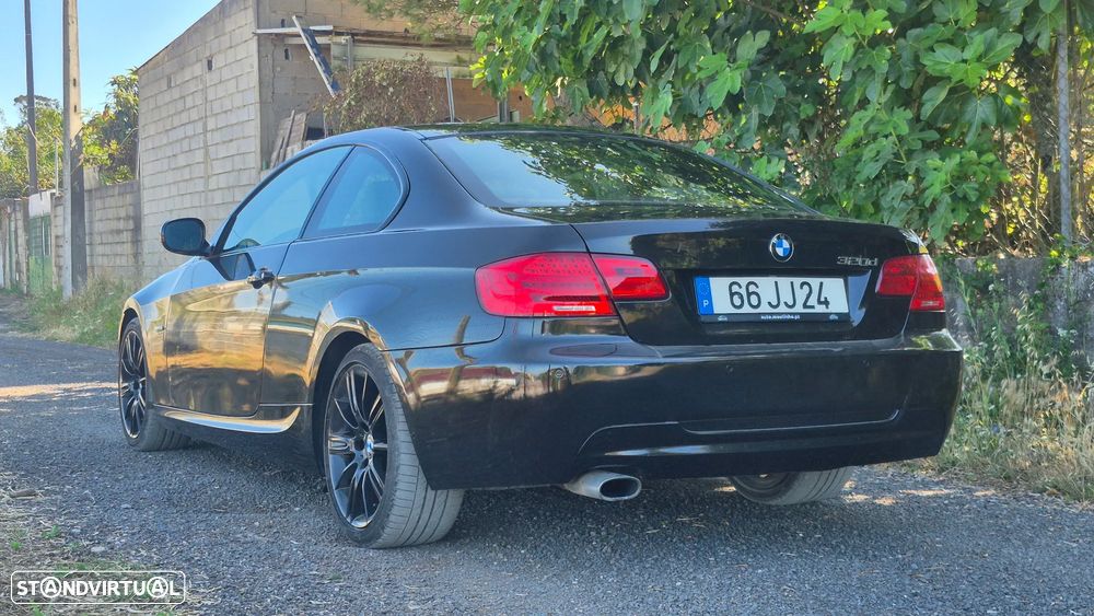 BMW 320 d Coupe Edição M - 5