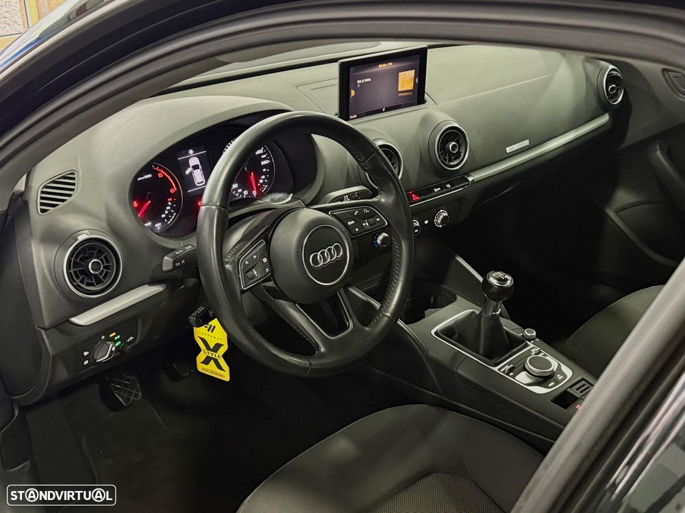 Audi A3 Sportback 1.6 TDI Sport - 8