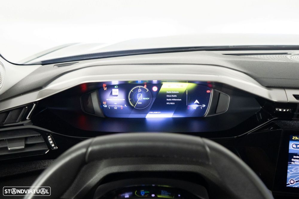 Peugeot 408 1.6 Hybrid Allure Pack e-EAT8 - 28