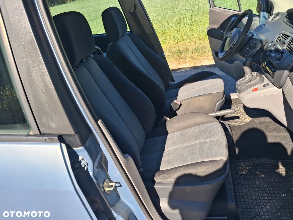 Renault Scenic - 10