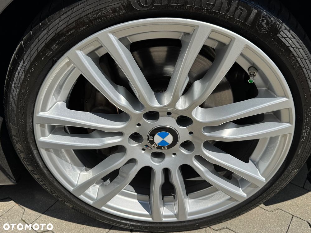 BMW Seria 3 335i Sport-Aut Sport Line - 19