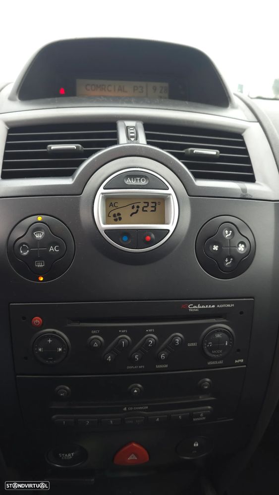 Renault Mégane Break 1.5 dCi Dynamique - 8