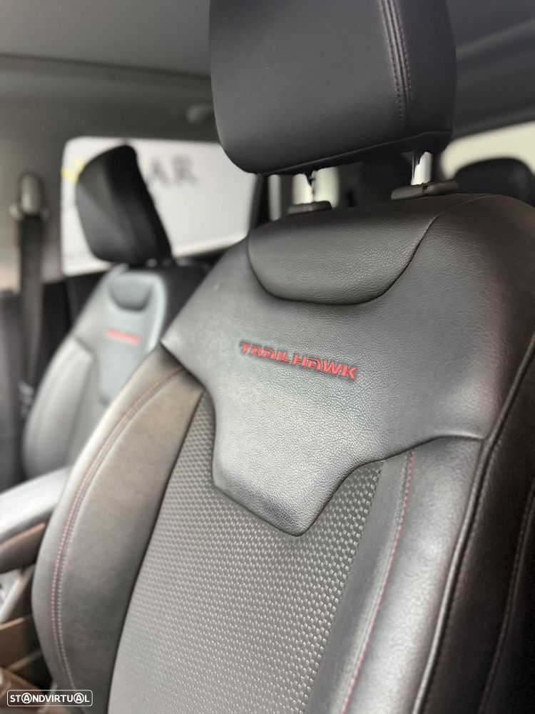 Jeep Compass 1.3 T4 4xe Auto Trailhawk - 23