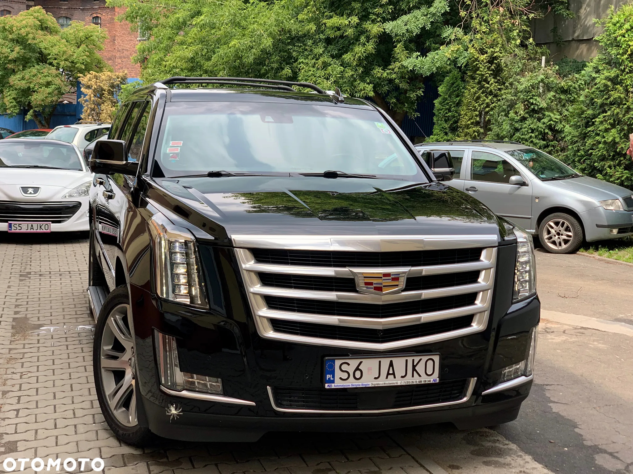 Cadillac Escalade ESV 6.2 V8 AWD AT Premium - 2