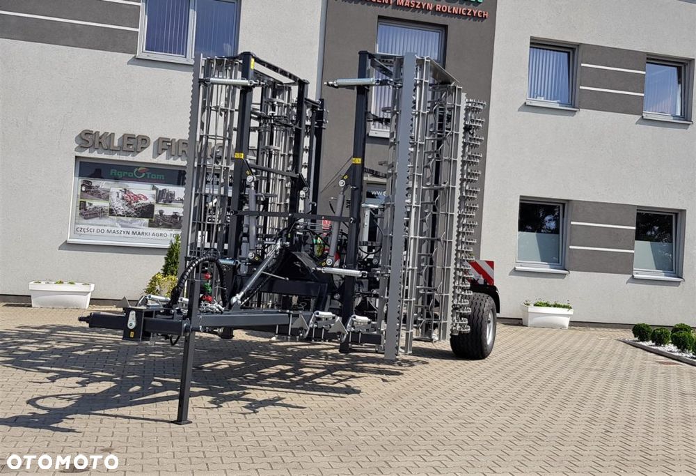 Agro-tom Kompaktowy Agregat Uprawowy UPH - 8