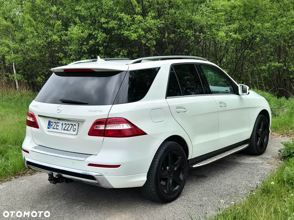 Mercedes-Benz ML 350 BlueTEC 4MATIC 7G-TRONIC - 35