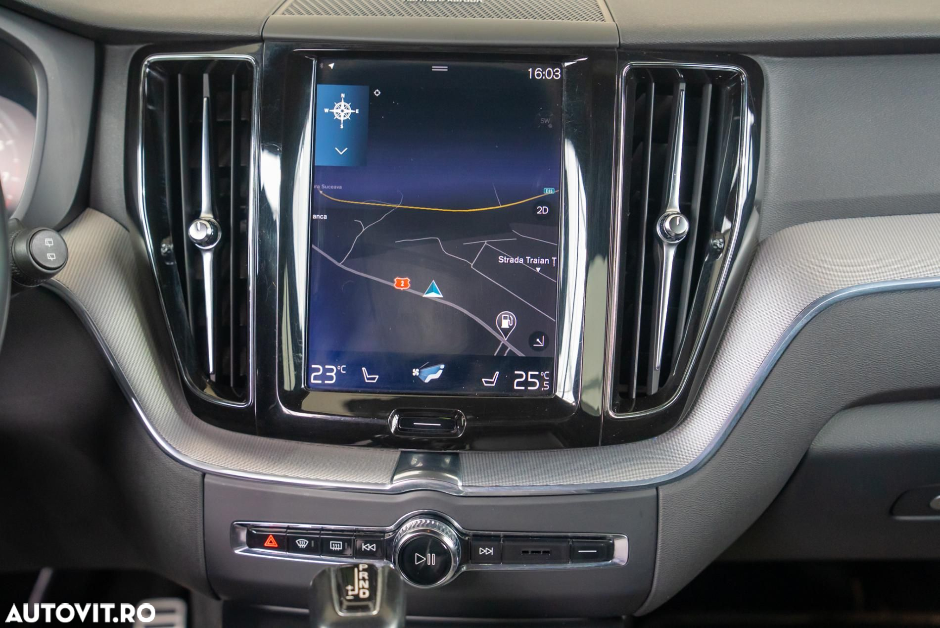 Volvo XC 60 T4 Geartronic RDesign - 15