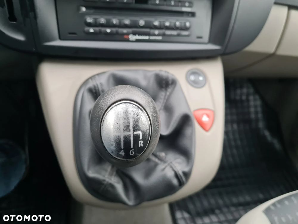 Renault Scenic 2.0 16V Privilege - 30