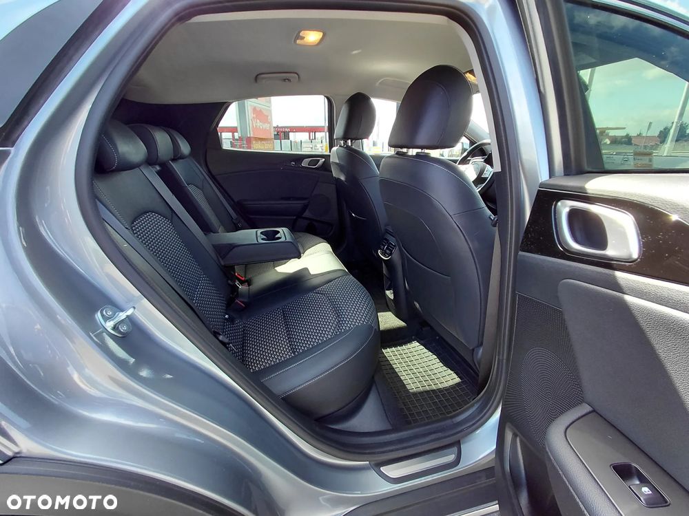 Kia XCeed 1.5 T-GDI Business Line DCT - 23