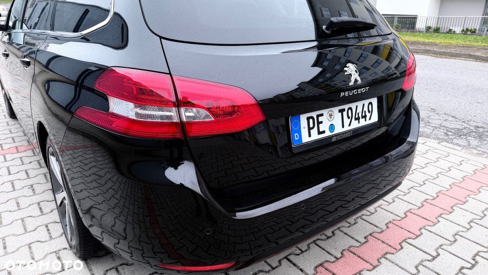 Peugeot 308 PureTech 130 GPF Black Edition - 10