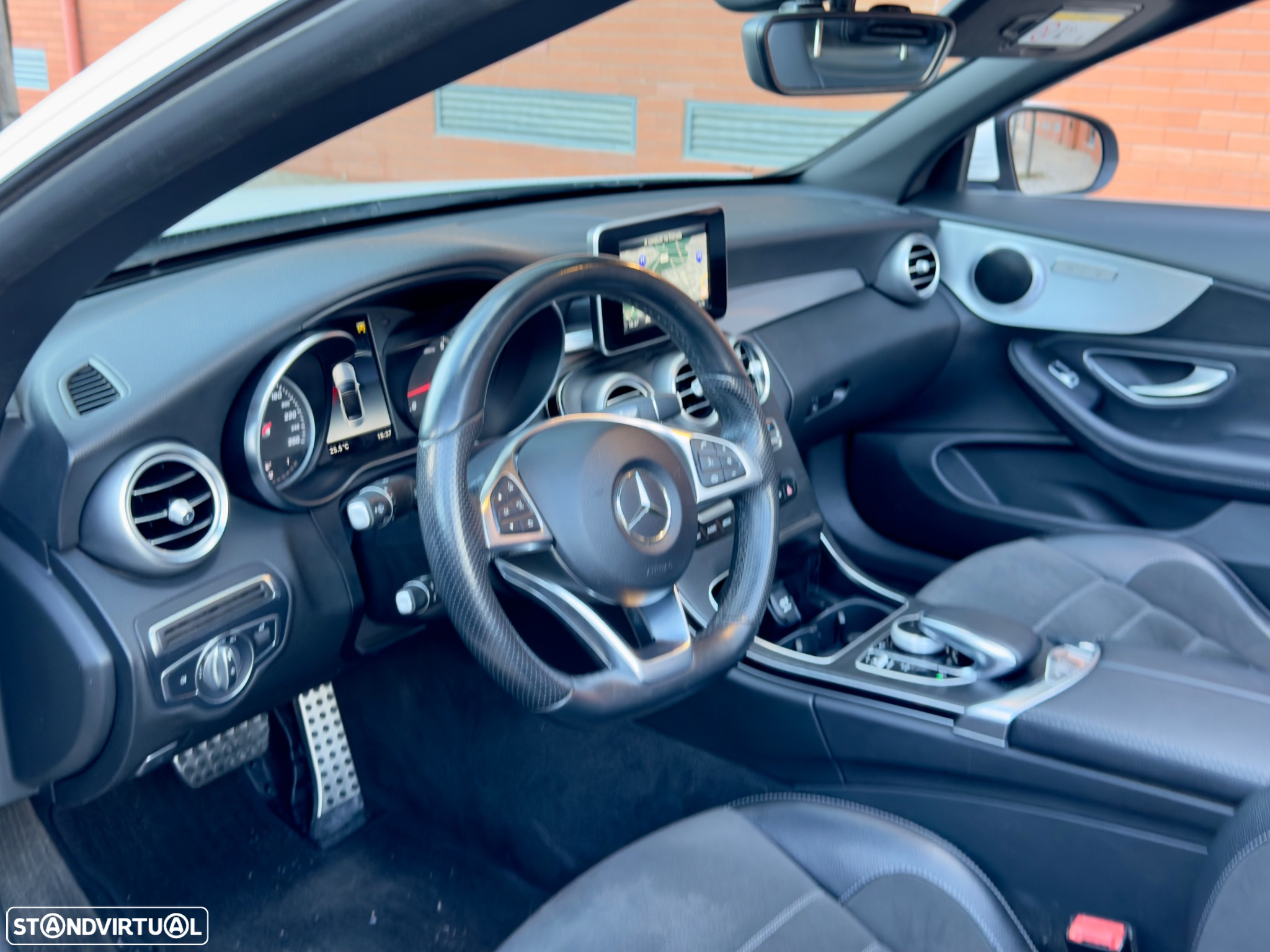 Mercedes-Benz C 180 Coupe 7G-TRONIC AMG Line - 19