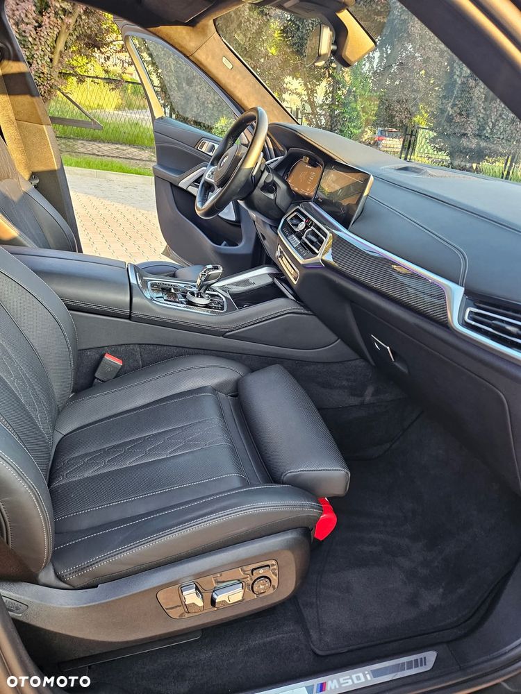BMW X6 M50i - 6