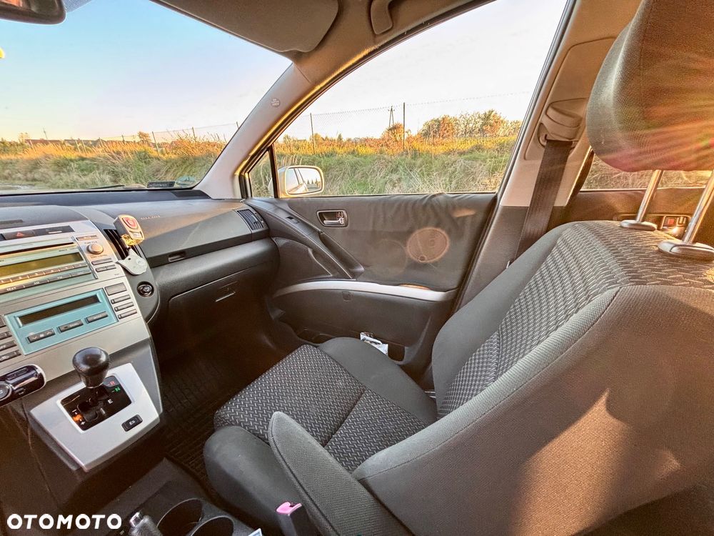 Toyota Corolla Verso 1.8 Sol 7os MM - 13