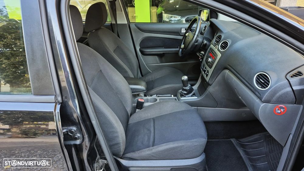 Ford Focus SW 1.6 TDCi Sport - 11