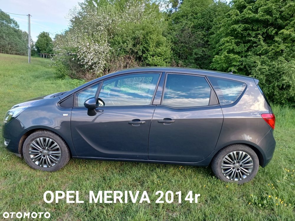 Opel Insignia 1.6 Design Edition - 1