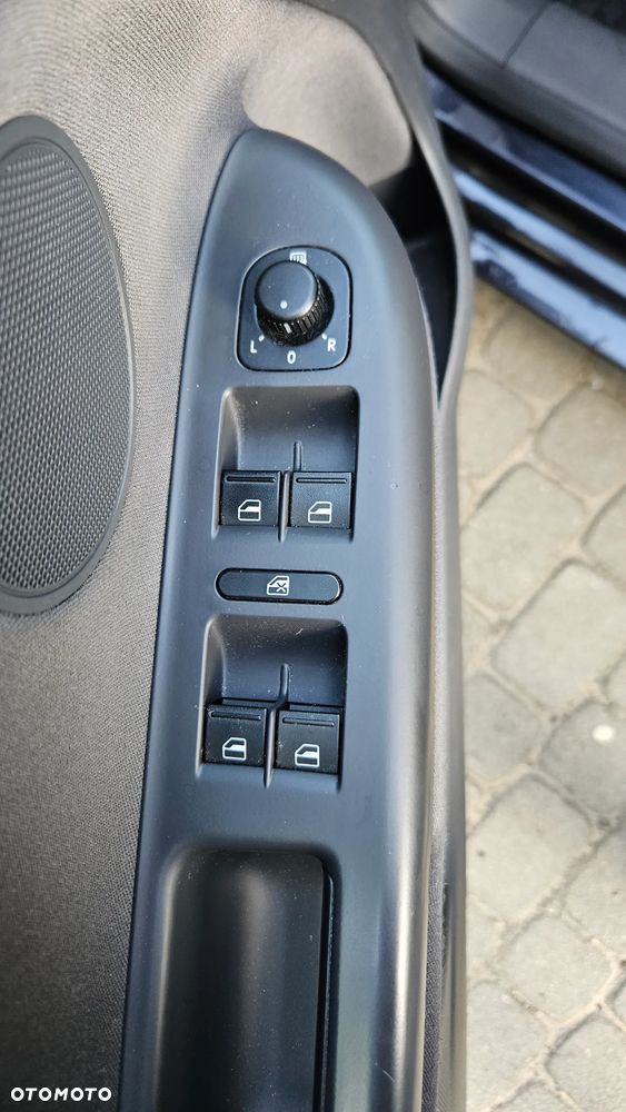 Volkswagen Golf Plus - 15