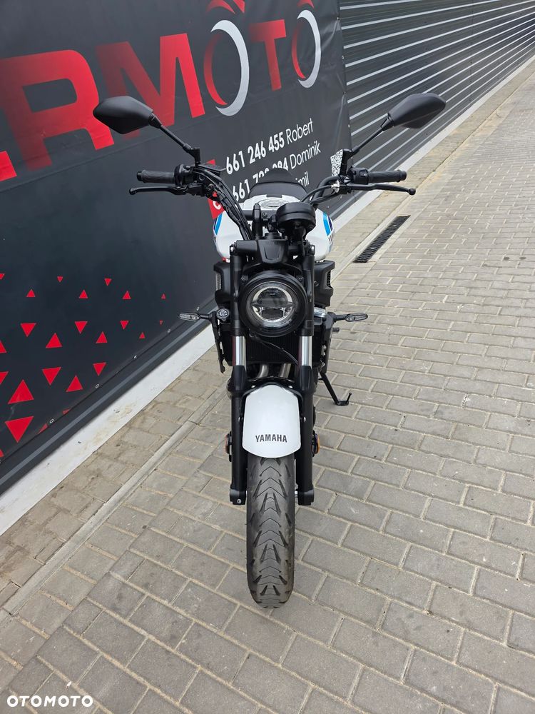 Yamaha XSR - 17