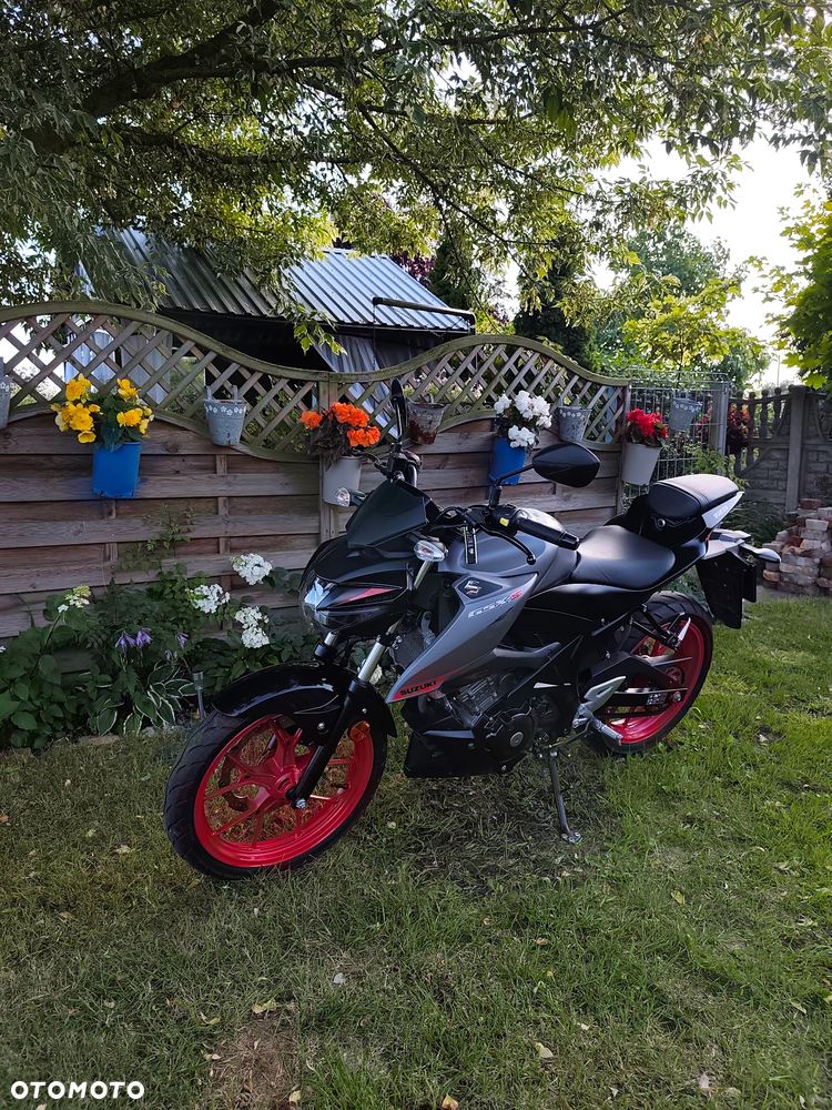Suzuki GSX - 1