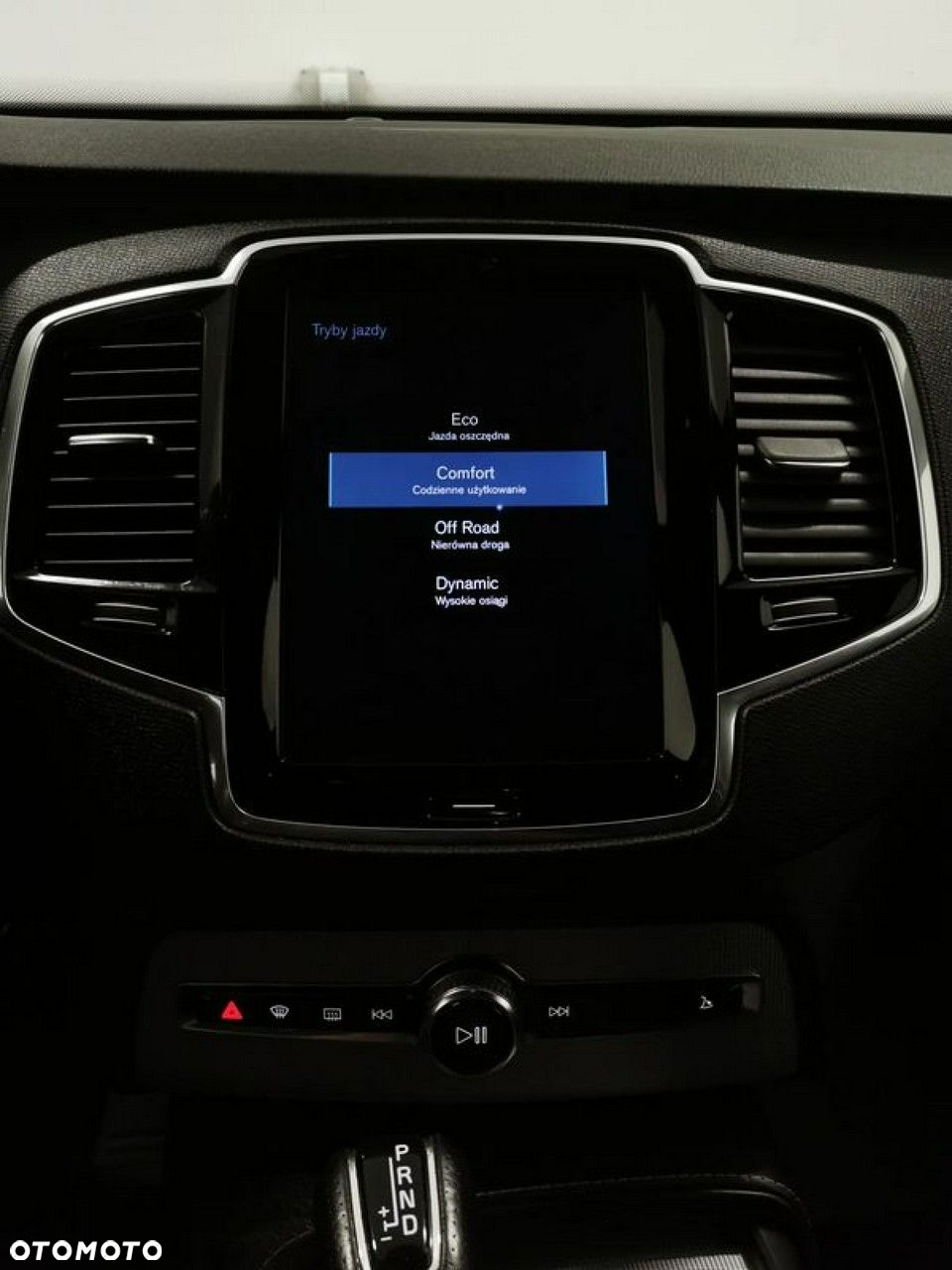 Volvo XC 90 D5 AWD R-Design - 21