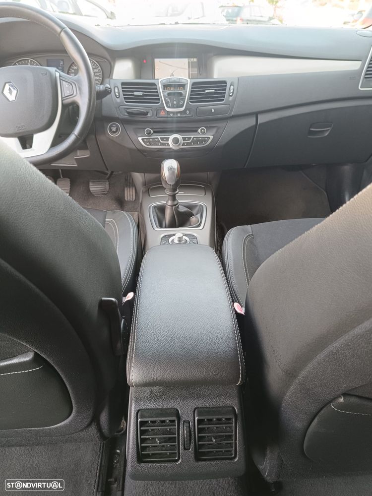 Renault Laguna Break dCi 110 FAP Dynamique - 21