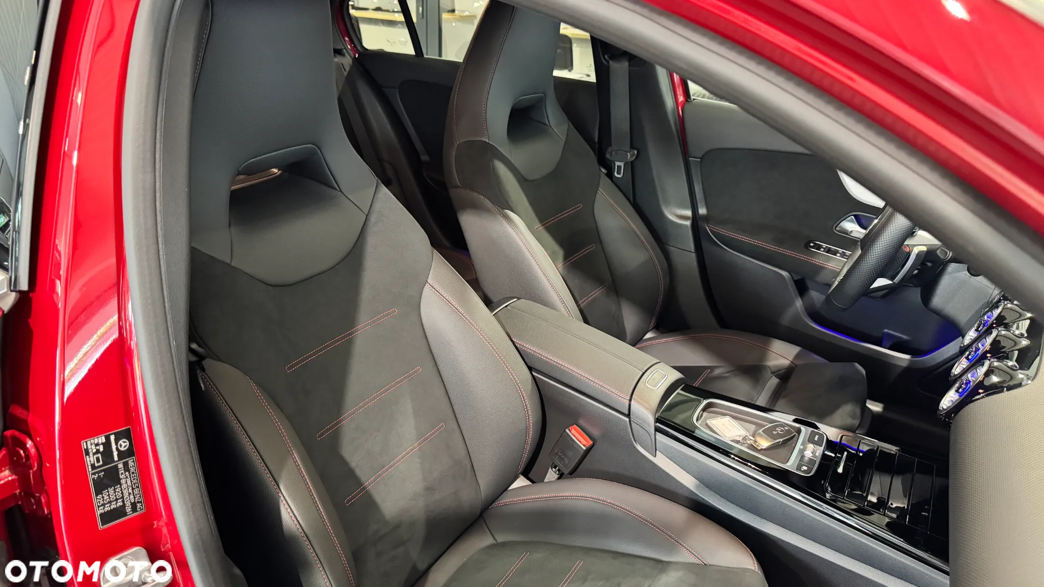 Mercedes-Benz Klasa A 200 AMG Line 7G-DCT - 34