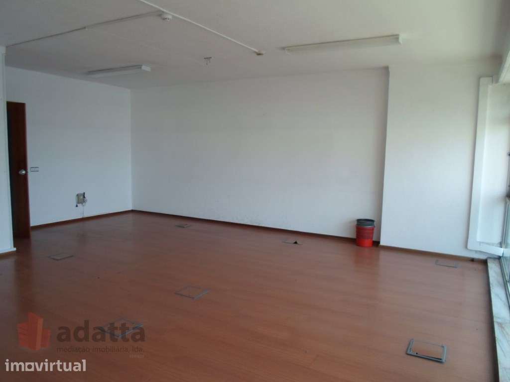 Escritório c/63 m2 Avenida Fernão Magalhães, Coimbra [junto IEFP, f... - Grande imagem: 4/7