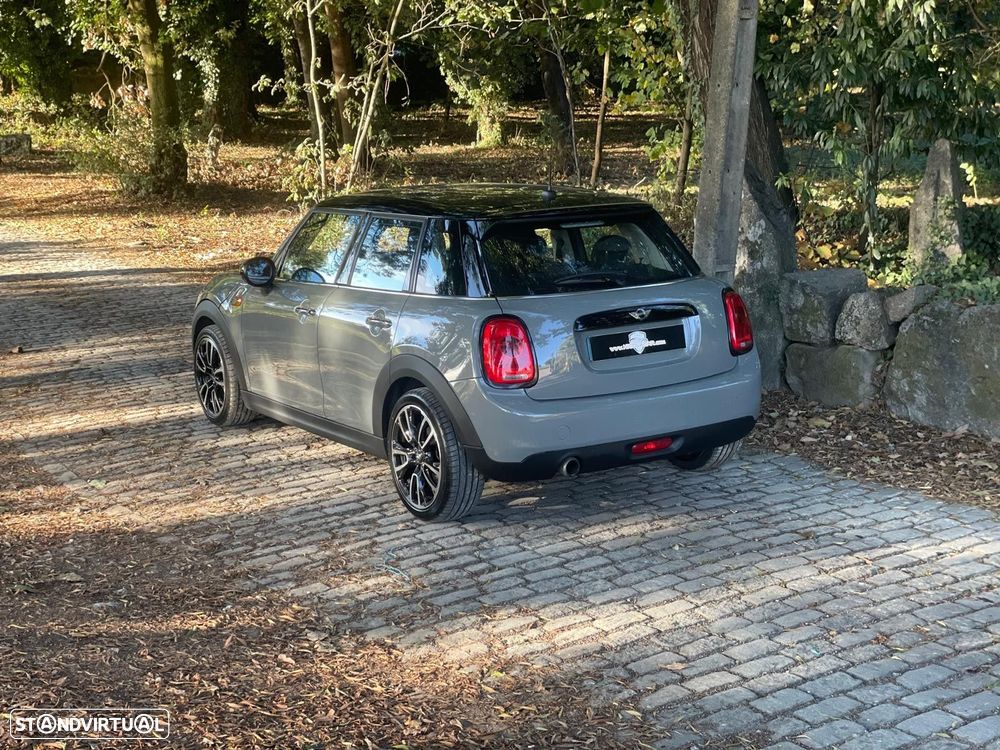 MINI 5 Portas Cooper D Aut. - 32