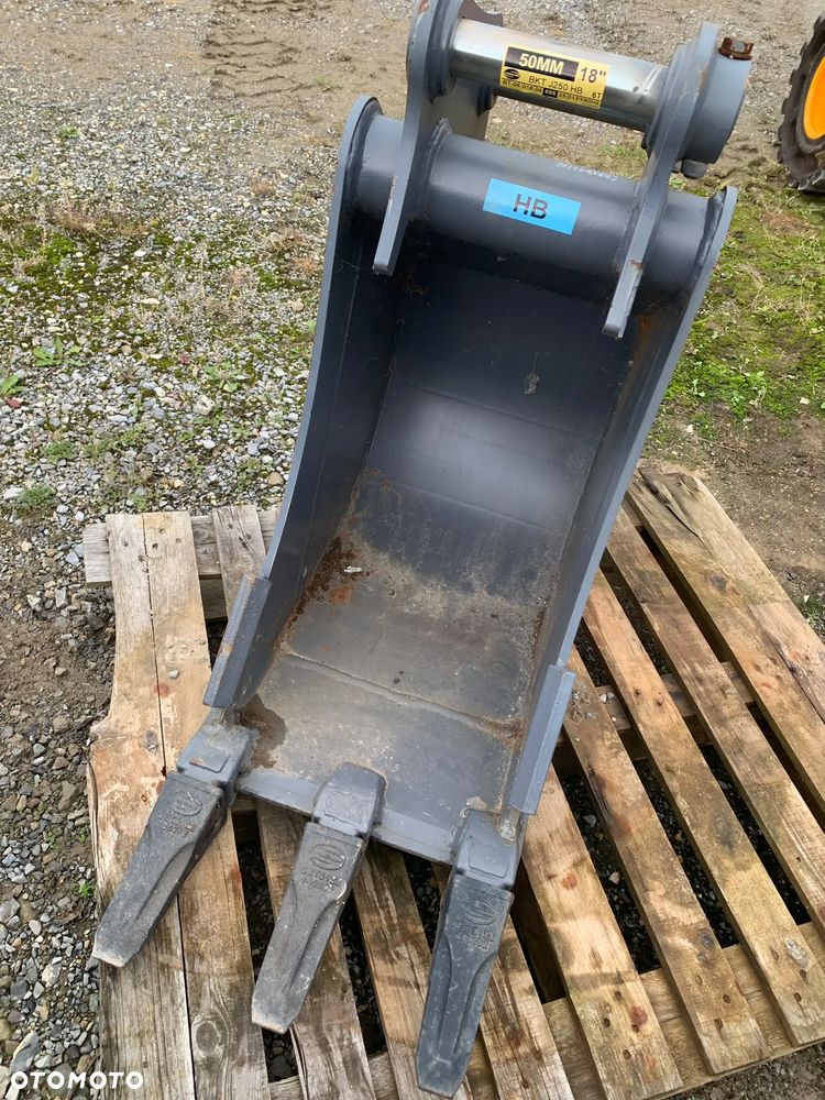 Łyzka 45 cm wzmacniana wraz z systemowymi zebami - 3